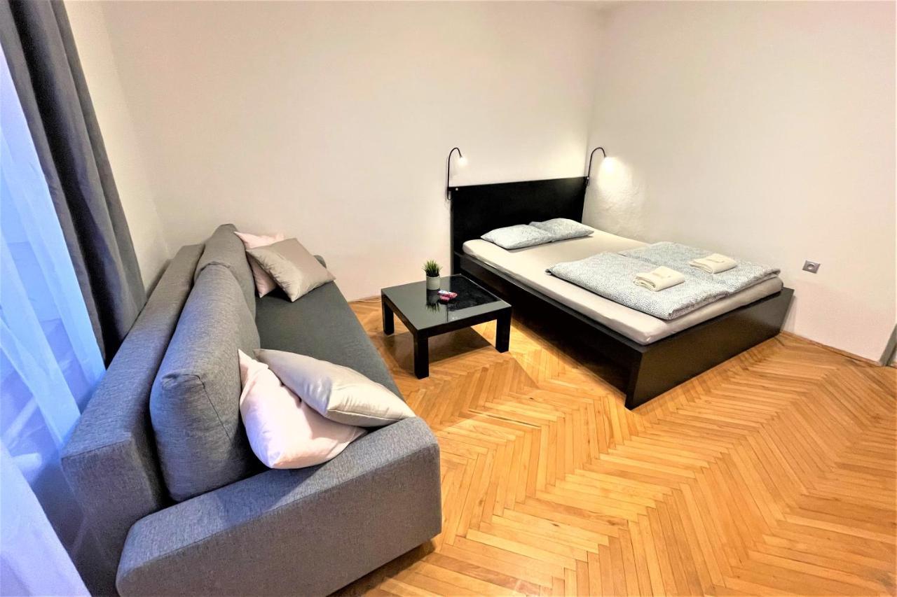 Apartment Helen - Old Town, Ac 布拉迪斯拉发 外观 照片
